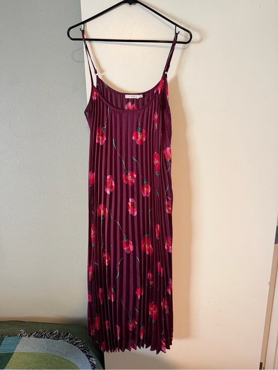 Lush Dresses & Skirts - Lush Burgundy Floral Pleated Maxi Dress